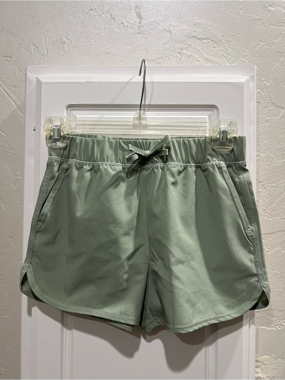90 Degree By Reflex Sage Green Drawstring Athletic Shorts Girls